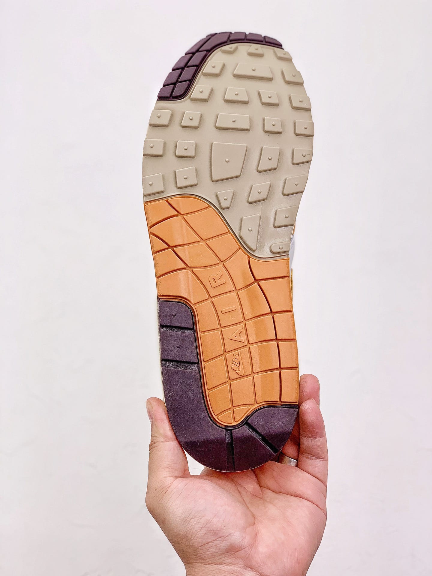 Nike Air Max 1 Patta Waves Monarch - DEEPREPS