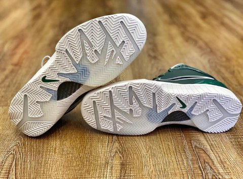 NIKE KOBE 4 x  UNDEFEATED MILWAUKEE BUCKS - DEEPREPS