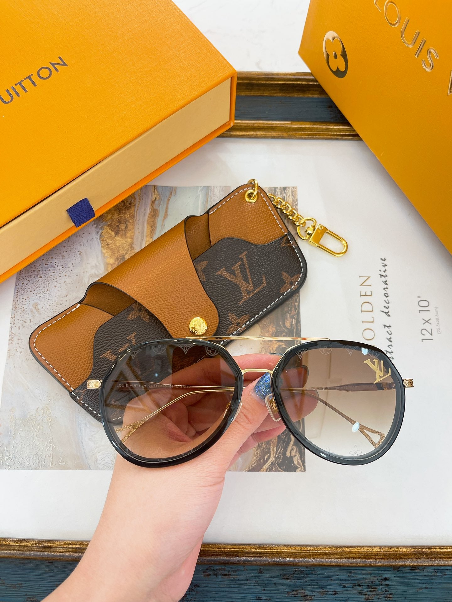 Louis Vuitton Sunglasses - DEEPREPS