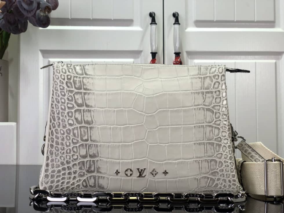 Louis Vuitton Coussin PM M57790 Replica Shoulder Bag - DEEPREPS