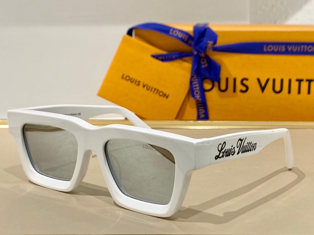Louis Vuitton Sunglasses - DEEPREPS