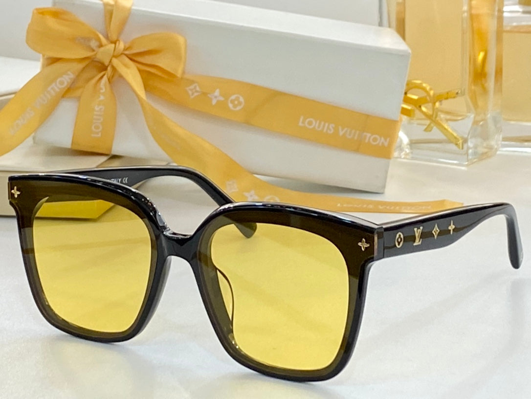 Louis Vuitton Sunglasses - DEEPREPS