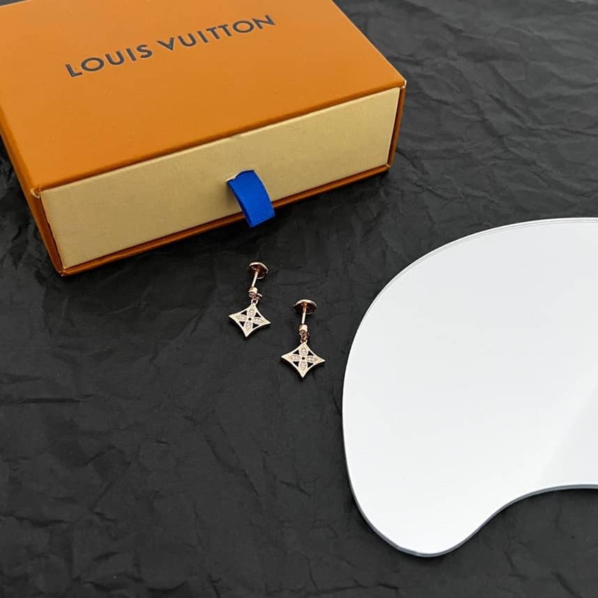 Wholesale Louis vuitton AAA+ Earring - DEEPREPS