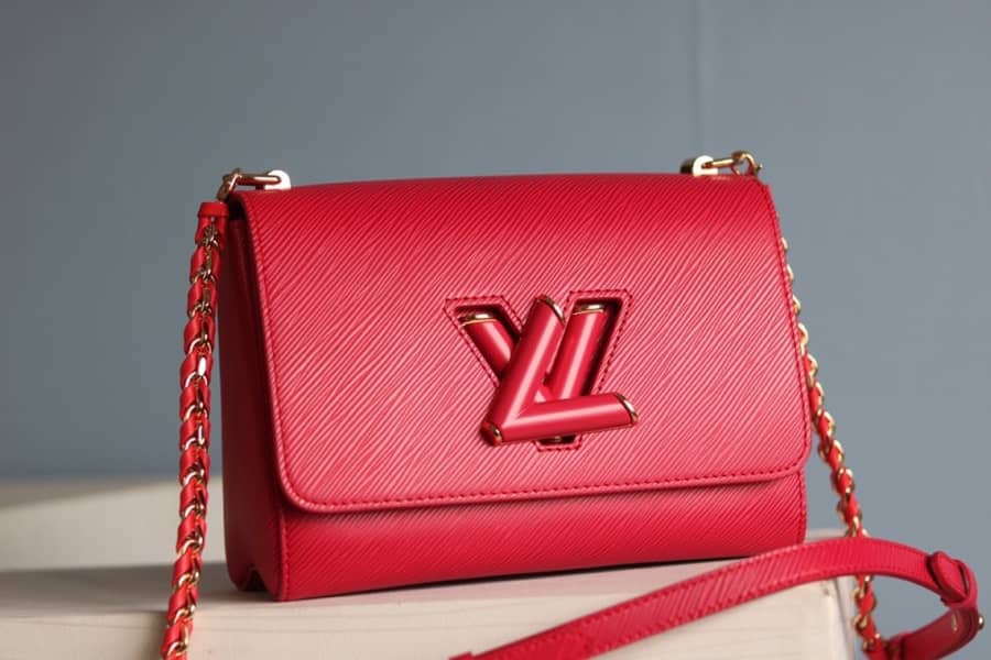Louis Vuitton Twist MM Chain Leather Replica Bag Red M50282 - DEEPREPS