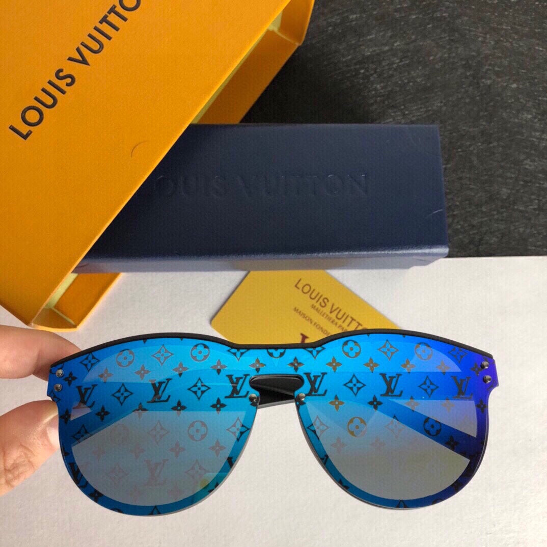 Louis Vuitton Sunglasses - DEEPREPS