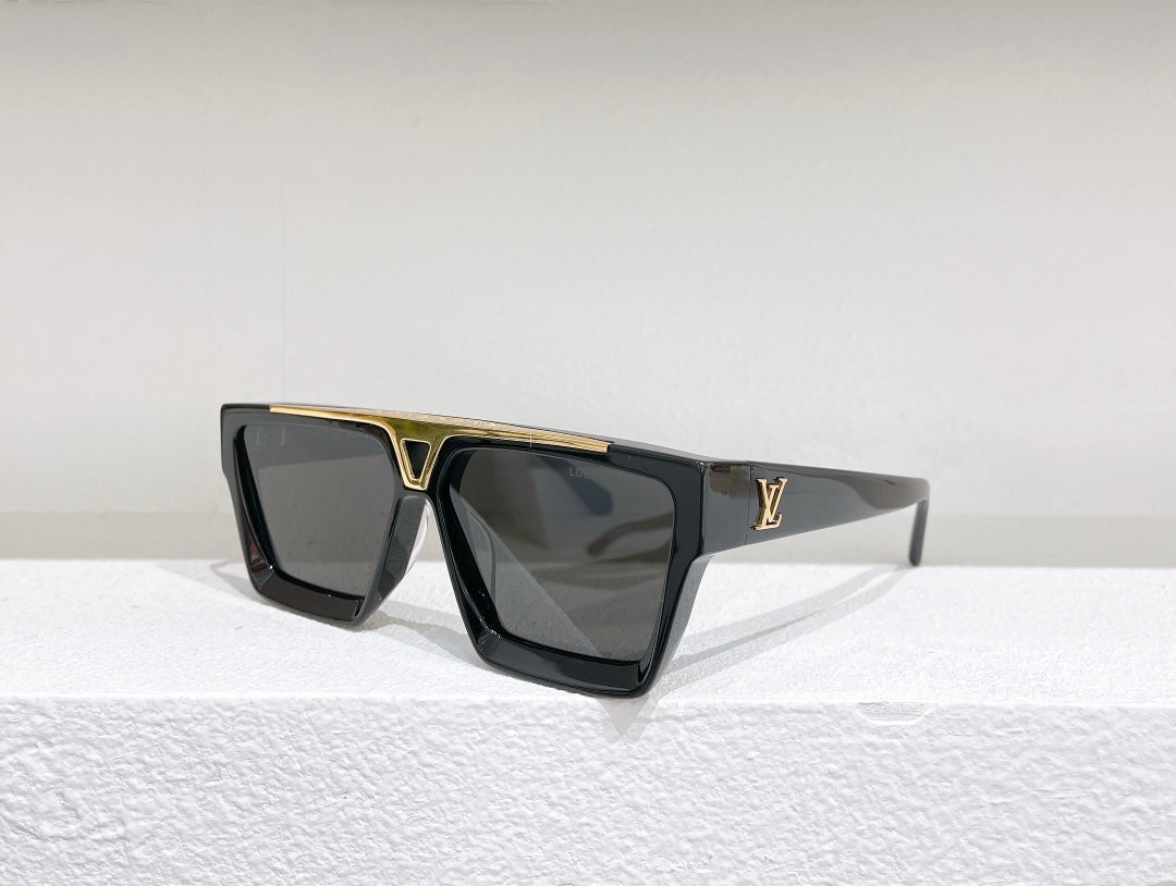 Louis Vuitton Sunglasses - DEEPREPS