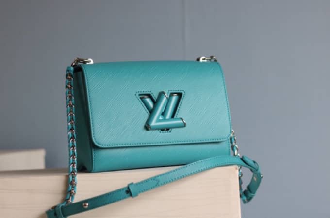 Louis Vuitton Twist MM Chain Leather Replica Bag Green M50282 - DEEPREPS