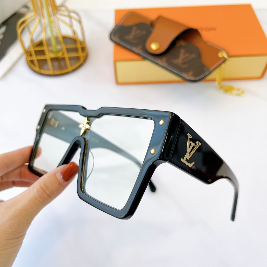 Louis Vuitton Sunglasses - DEEPREPS