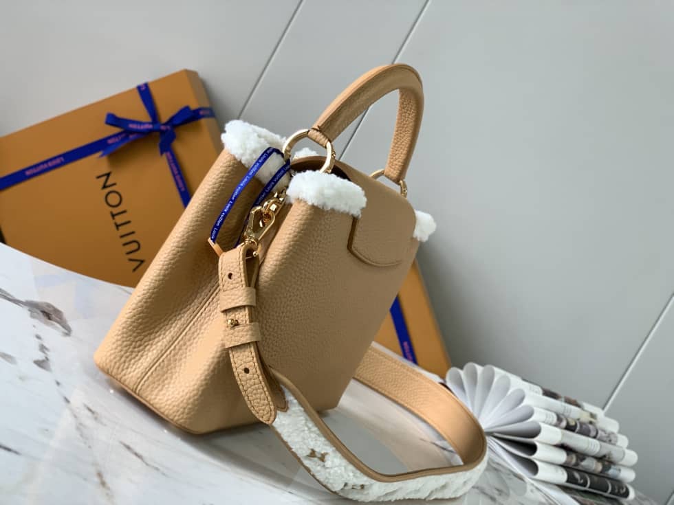 Louis Vuitton Capucines BB Cruise M59267 Replica Crossbody Bag - DEEPREPS