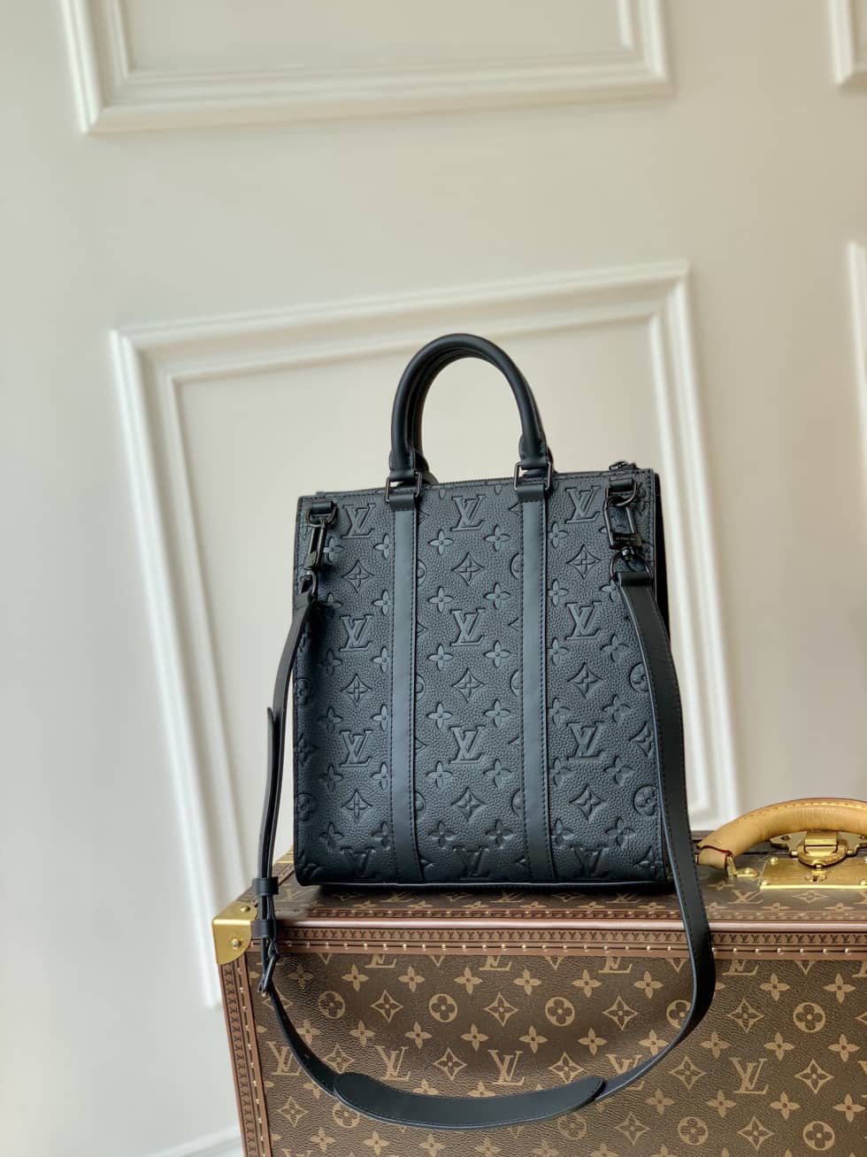 Louis Vuitton Sac Plat Cross Taurillon Monogram M59960 Replica Shoulder Bag - DEEPREPS