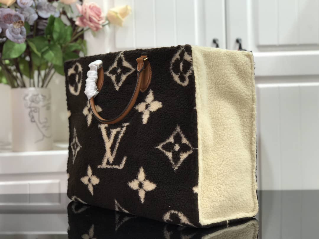 Louis Vuitton Onthego Teddy Shearling Limited GM Tote Replica Black M55421 - DEEPREPS
