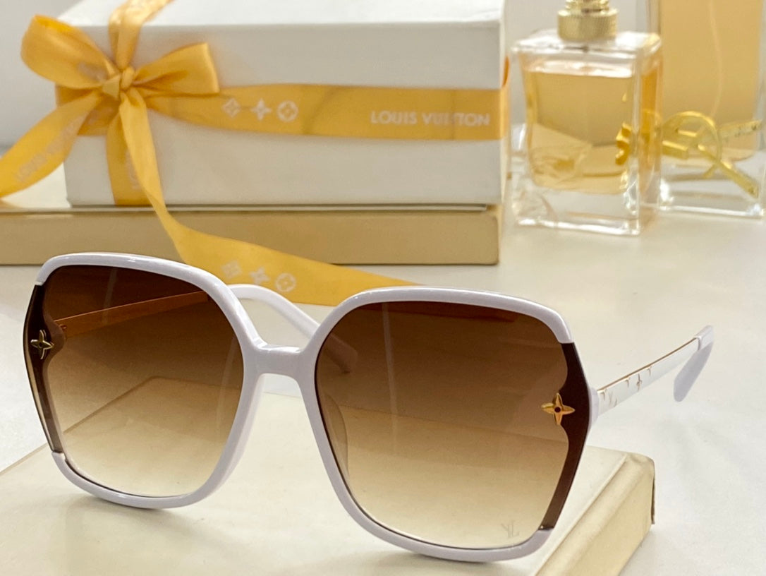 Louis Vuitton Sunglasses - DEEPREPS