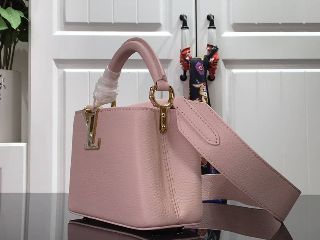 Famous Designer Shoulder Bag - DEEPREPS