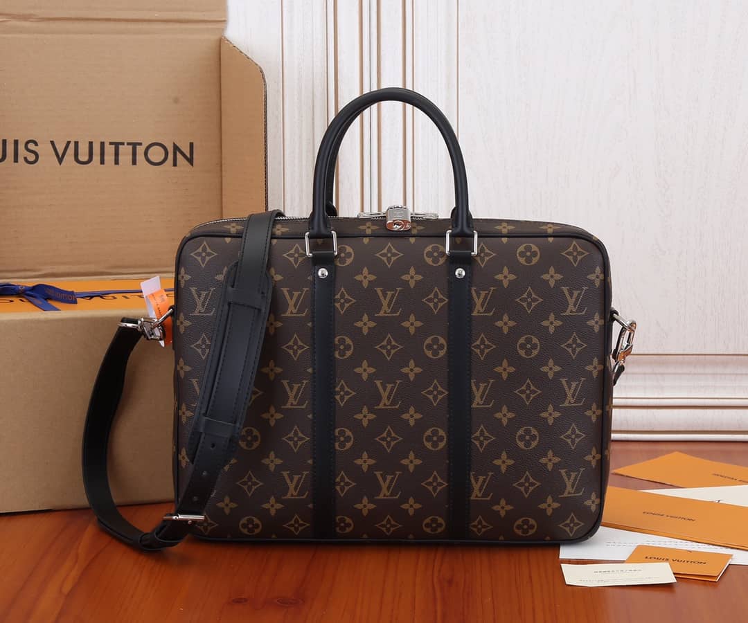 Louis Vuitton Porte Documents Voyage PM Replica M52005 - DEEPREPS