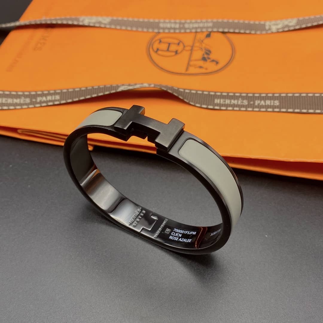 Fake Hermes Logo Bracelet - DEEPREPS