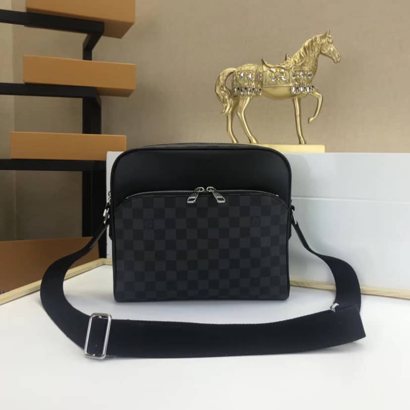 Louis Vuitton Damier Graphite Dayton Reporter PM Replica Shoulder Bag N41408 - DEEPREPS