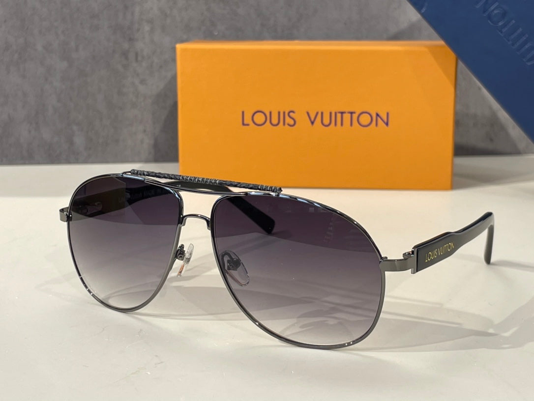 Louis Vuitton Sunglasses - DEEPREPS