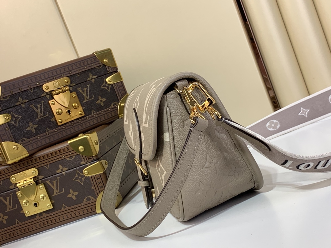 Louis Vuitton Monogram Empreinte - DEEPREPS