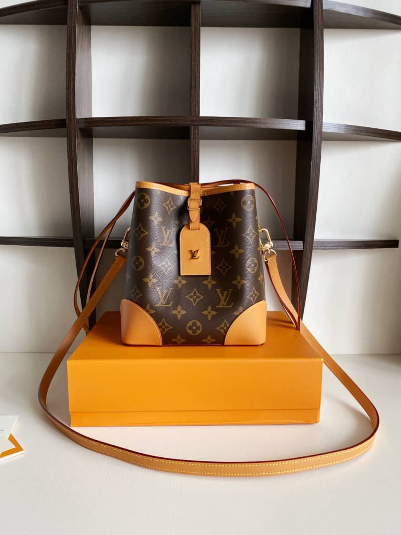 Louis Vuitton Monogram Canvas Replica Bucket Bag M45550 - DEEPREPS