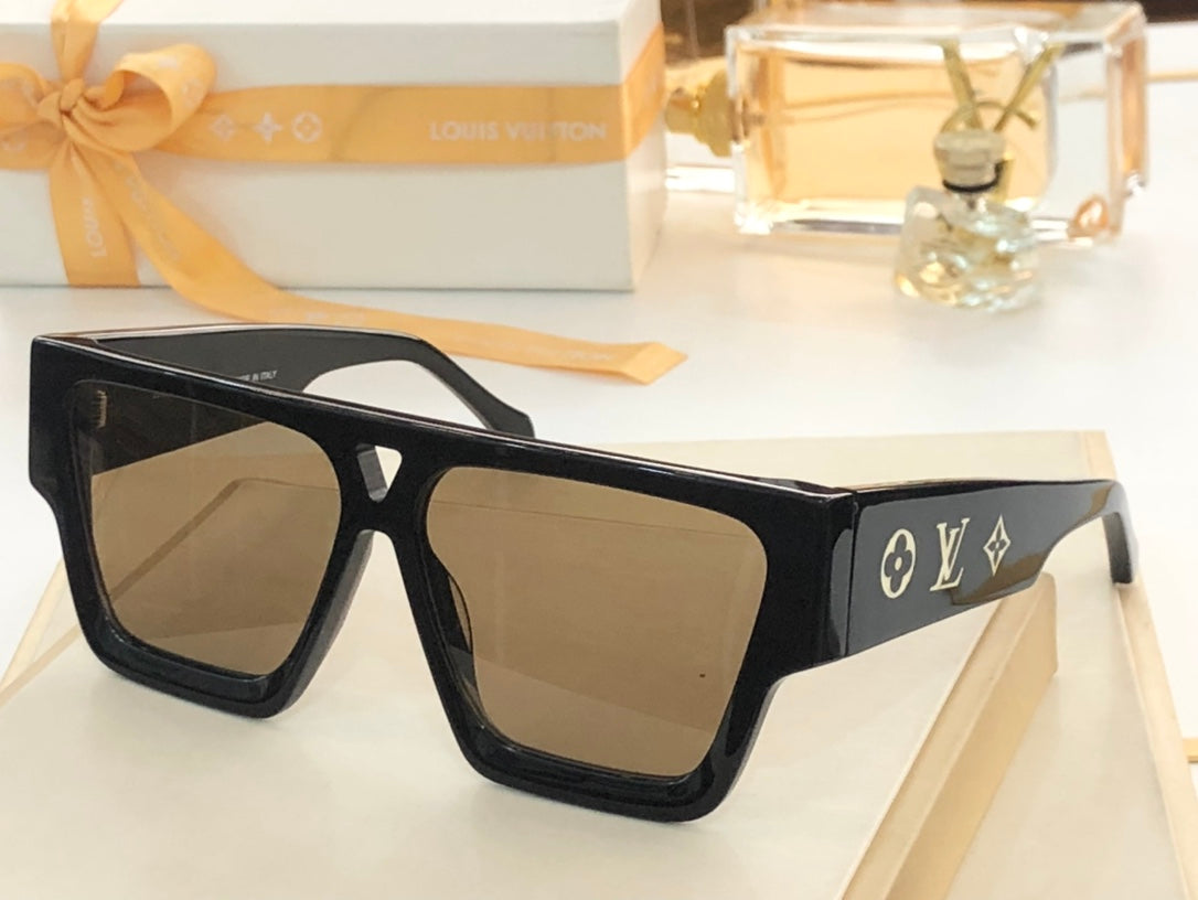 Louis Vuitton Sunglasses - DEEPREPS