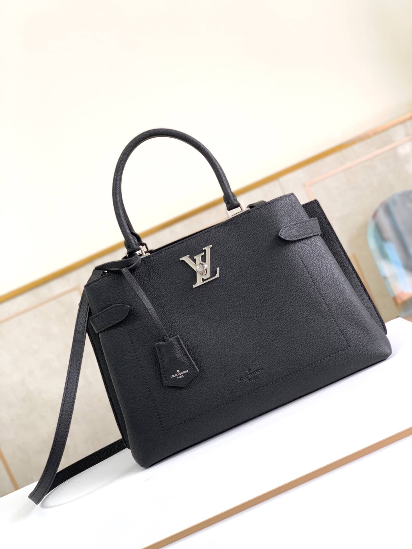 Louis Vuitton Lockme Day Tote Replica Black M53730 - DEEPREPS