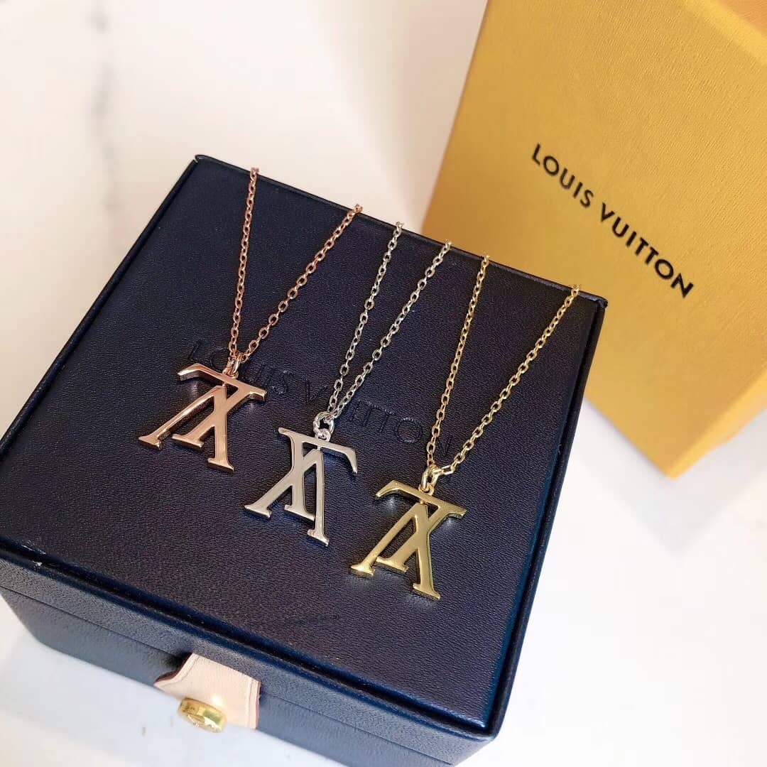 7 Star Louis vuitton Necklace - DEEPREPS