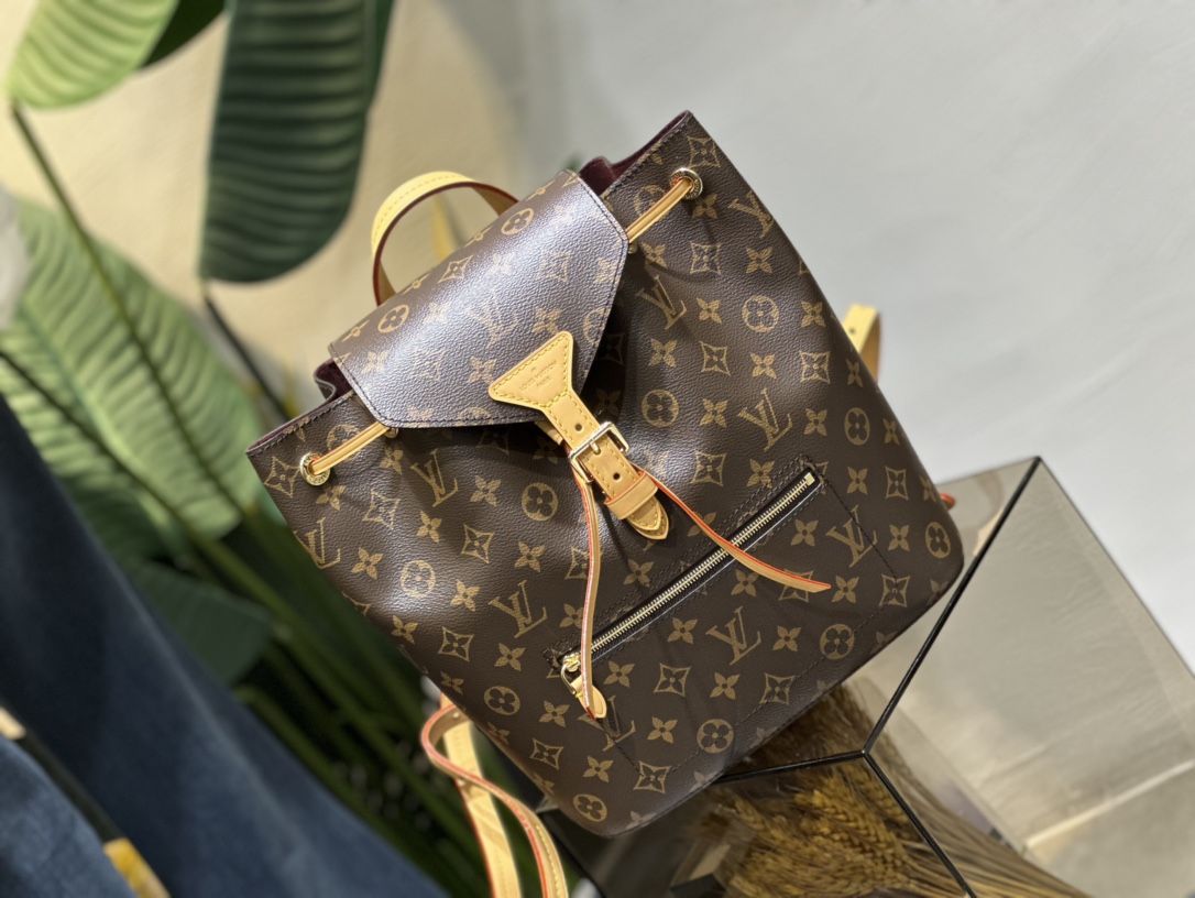 Louis Vuitton Damier Azur - DEEPREPS