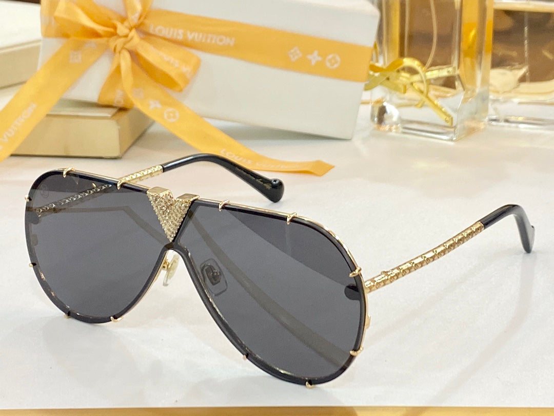 Louis Vuitton Sunglasses - DEEPREPS