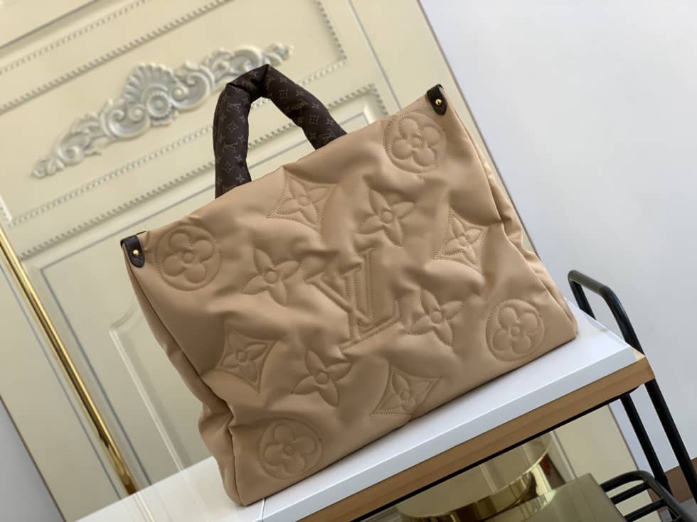 Louis Vuitton Onthego GM Nylon Monogram Pilow Giant Beige M59007 Replica Tote - DEEPREPS
