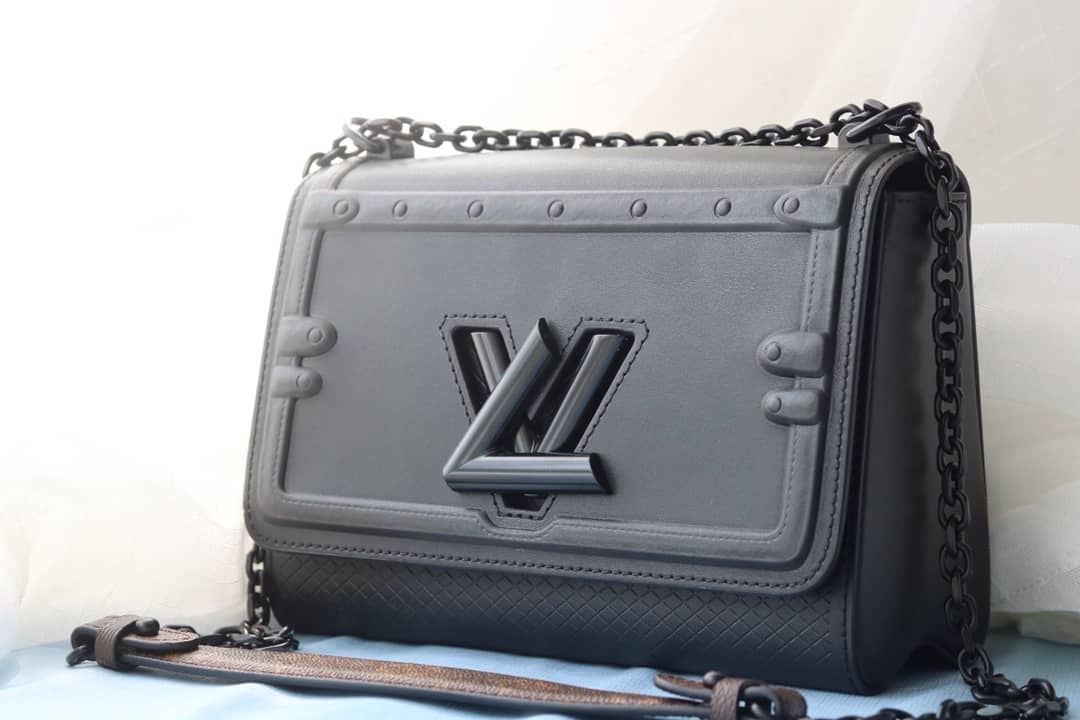 Louis Vuitton Twist Epi Handbag Replica Black M50320 - DEEPREPS