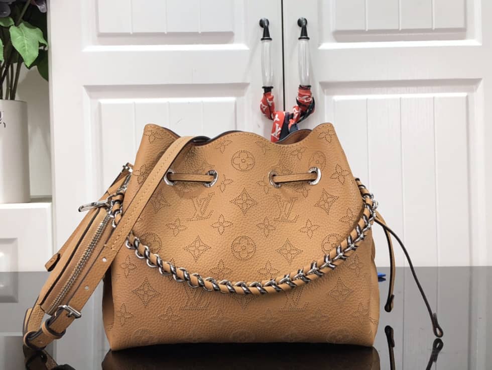 Louis Vuitton Bella Mahina Leather Magnolia Pink M57068 Replica Bucket Bag - DEEPREPS