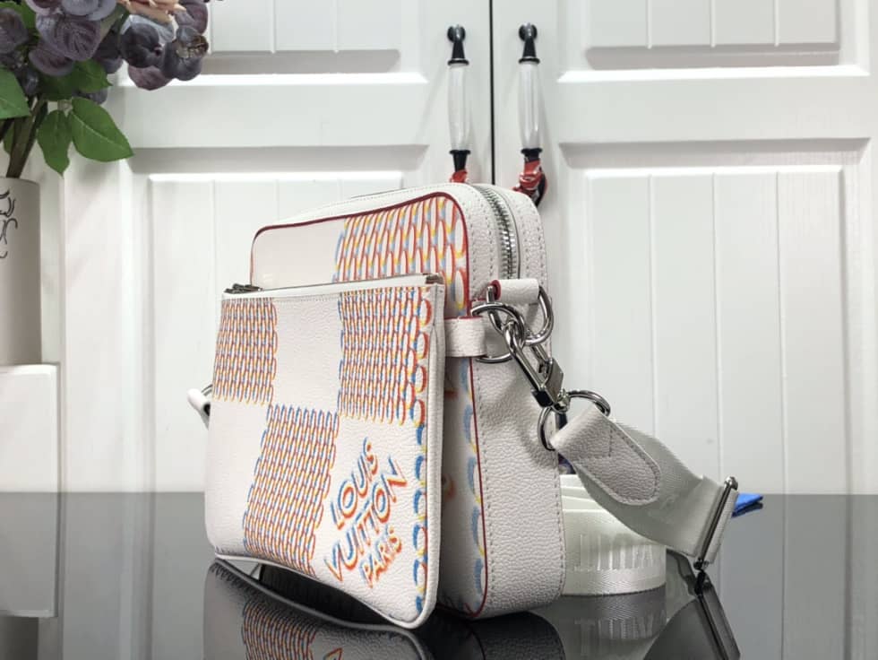 Louis Vuitton Damier Trio Pink M20665 Replica Messenger Bag - DEEPREPS