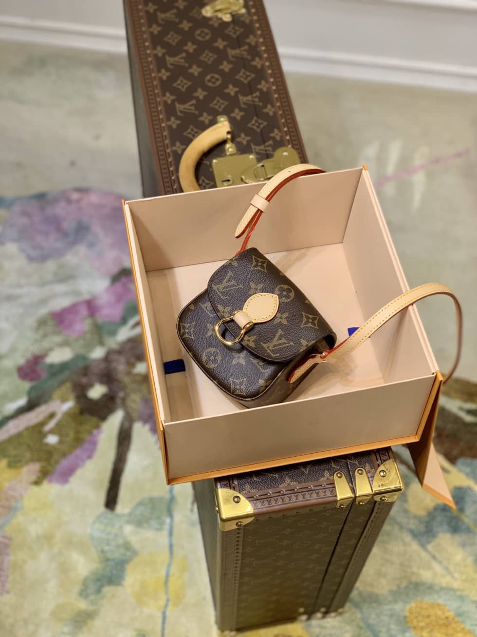 Louis Vuitton Monogram Bebe Saint Cloud M51245 Replica Messenger Bag - DEEPREPS