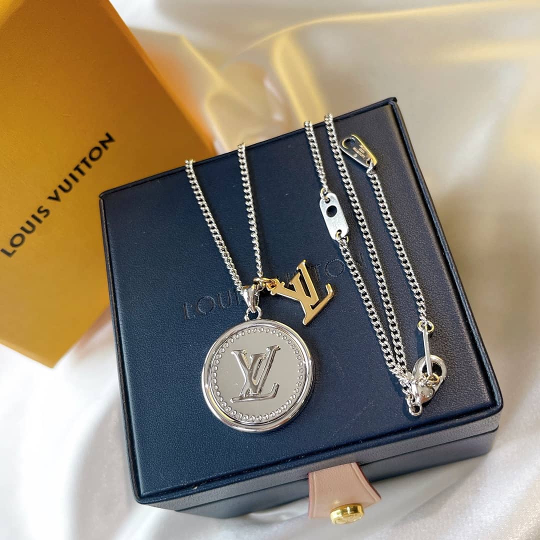 Luxury Louis vuitton Classic AAA+ Necklace - DEEPREPS