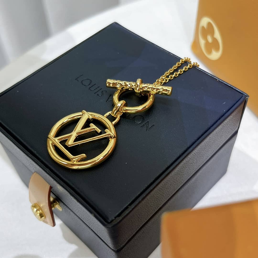 Wholesale Louis vuitton AAA+ Necklace - DEEPREPS