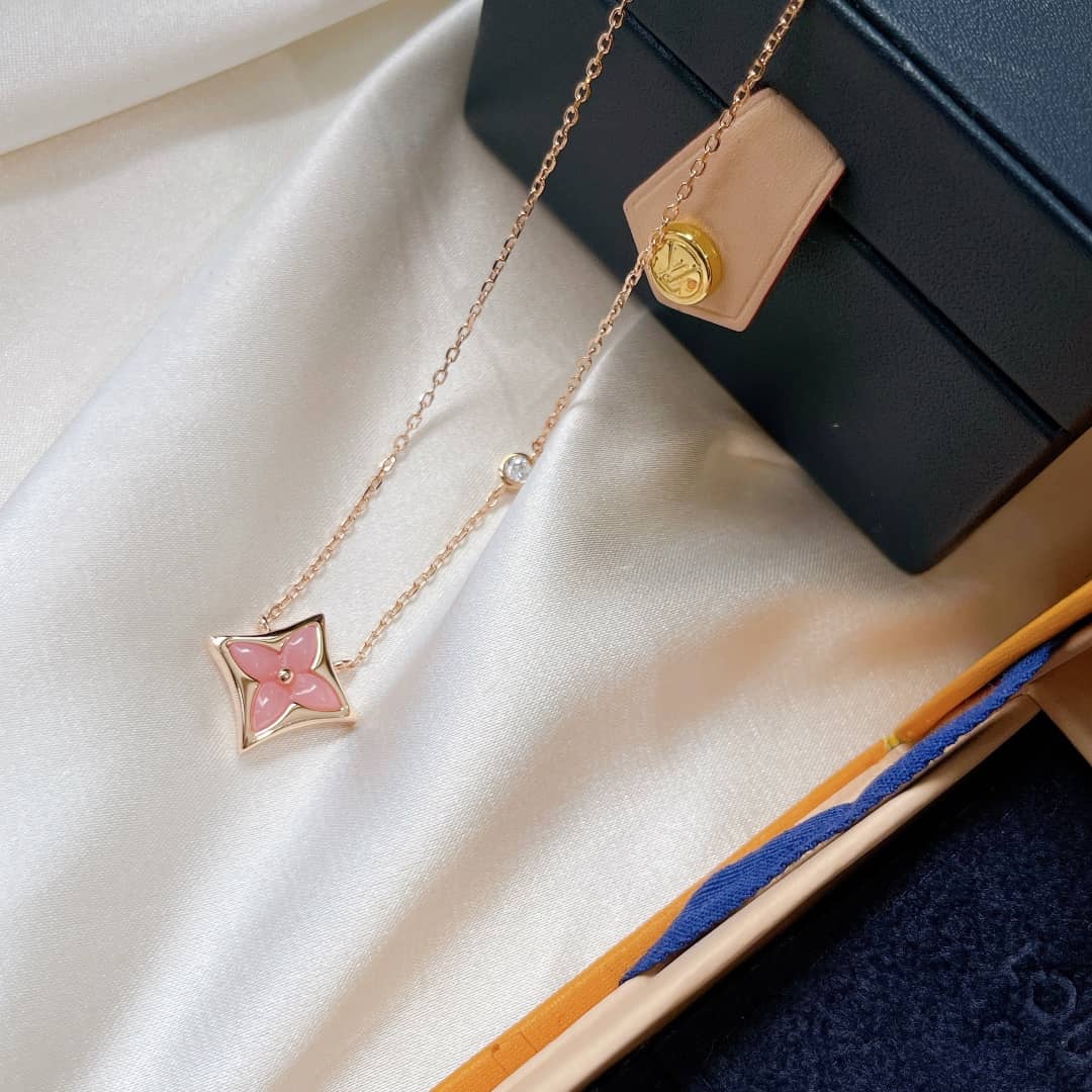Luxury Louis vuitton Classic AAA+ Necklace - DEEPREPS