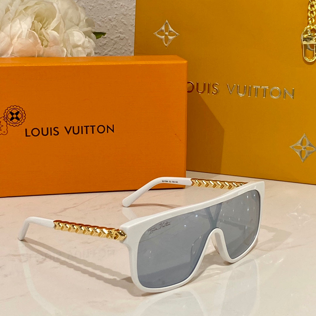 Louis Vuitton Sunglasses - DEEPREPS