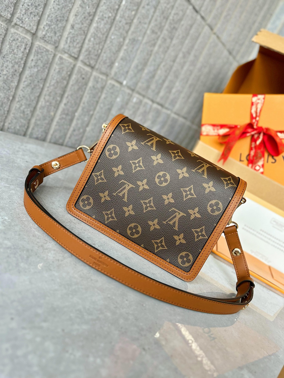 Louis Vuitton Dauphine - DEEPREPS