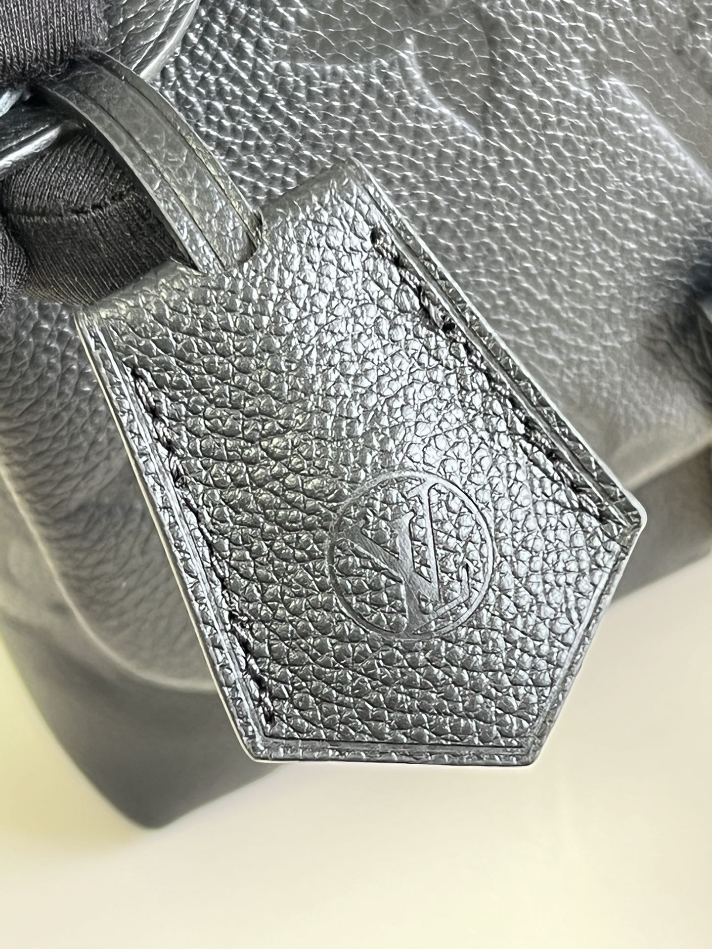 Louis Vuitton Monogram Empreinte - DEEPREPS