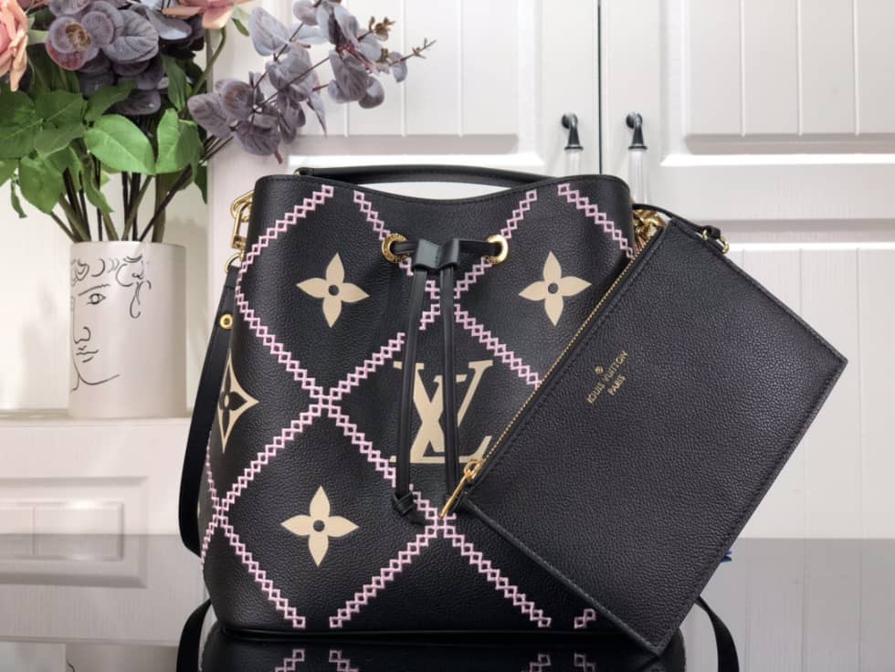 Louis Vuitton NeoNoe MM Black M46023 Replica Bucket Bag - DEEPREPS