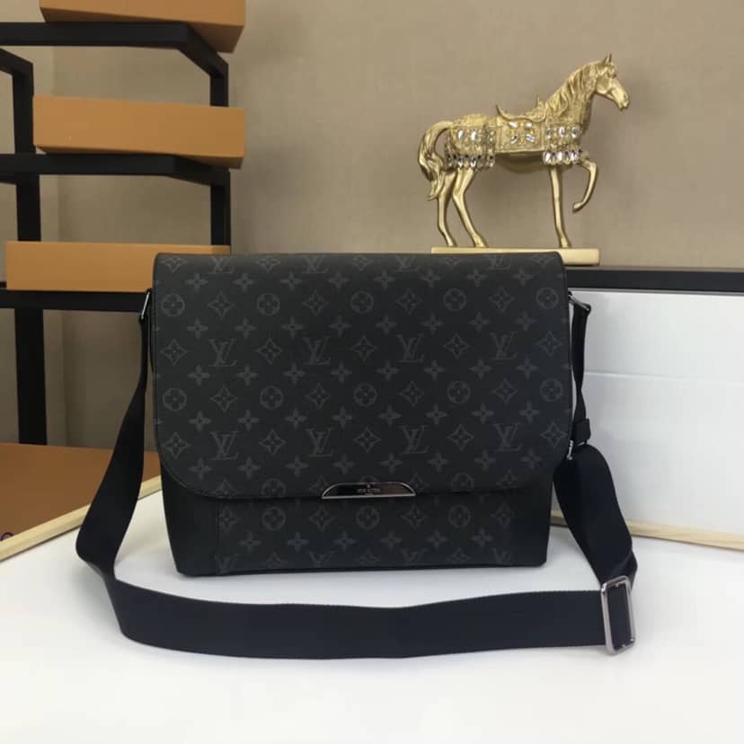 Louis Vuitton Monogram Eclipse Messenger MM Shoulder Bag Replica M40539 - DEEPREPS