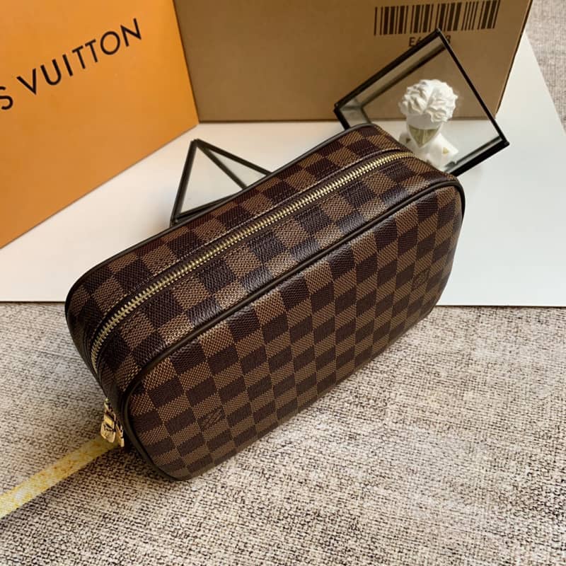 Louis Vuitton Damier Ebene Toiletry Pouch Replica - DEEPREPS
