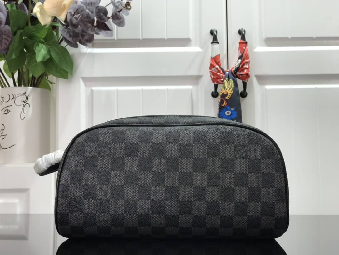 Louis Vuitton King Size Toiletry Bag Replica Black M47528 - DEEPREPS