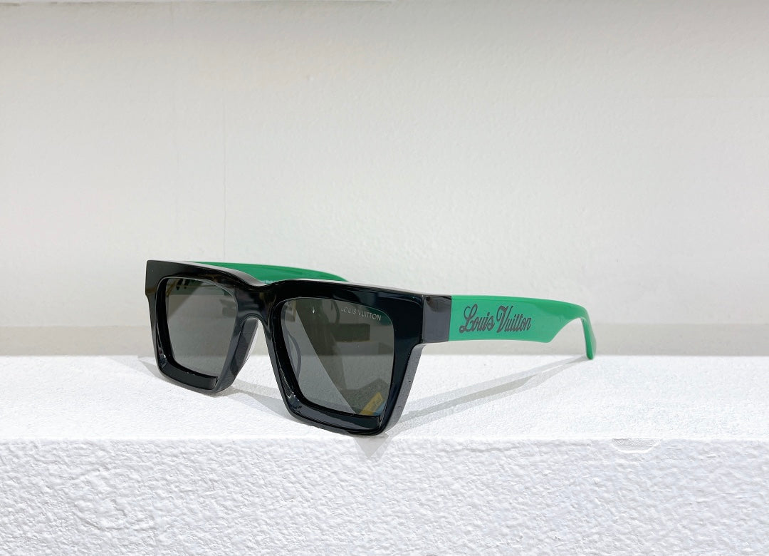 Louis Vuitton Sunglasses - DEEPREPS