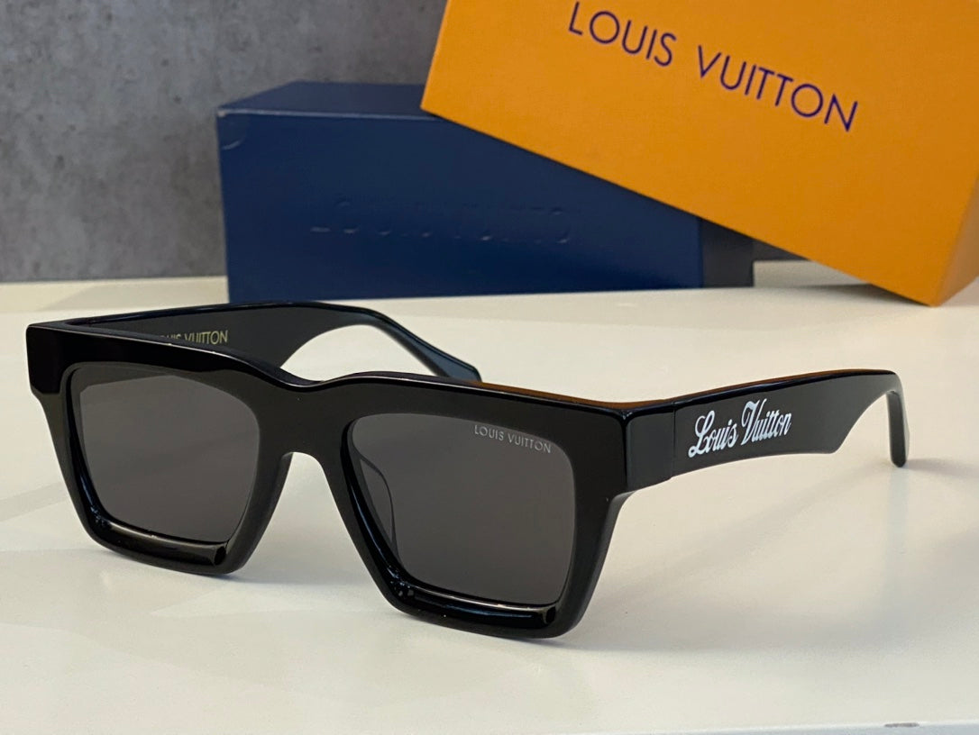 Louis Vuitton Sunglasses - DEEPREPS