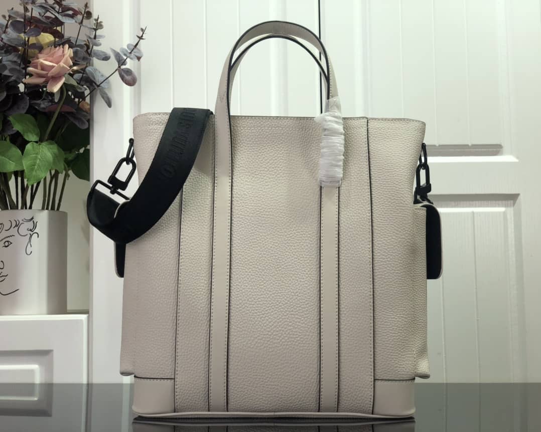 Louis Vuitton Christopher Tote Replica M58479 - DEEPREPS