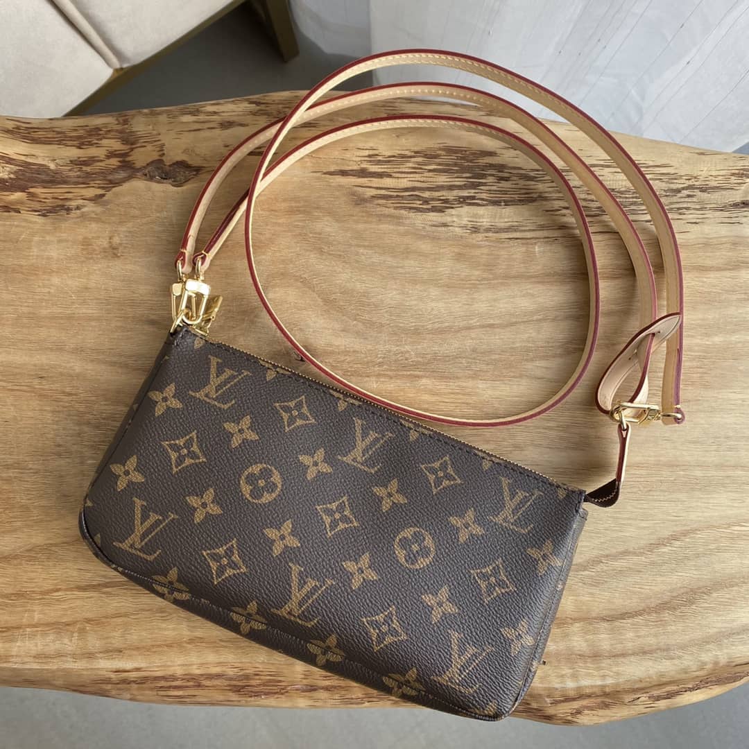 Louis Vuitton Pochette Dupe Monogram Accessoires Pouch M51980 - DEEPREPS