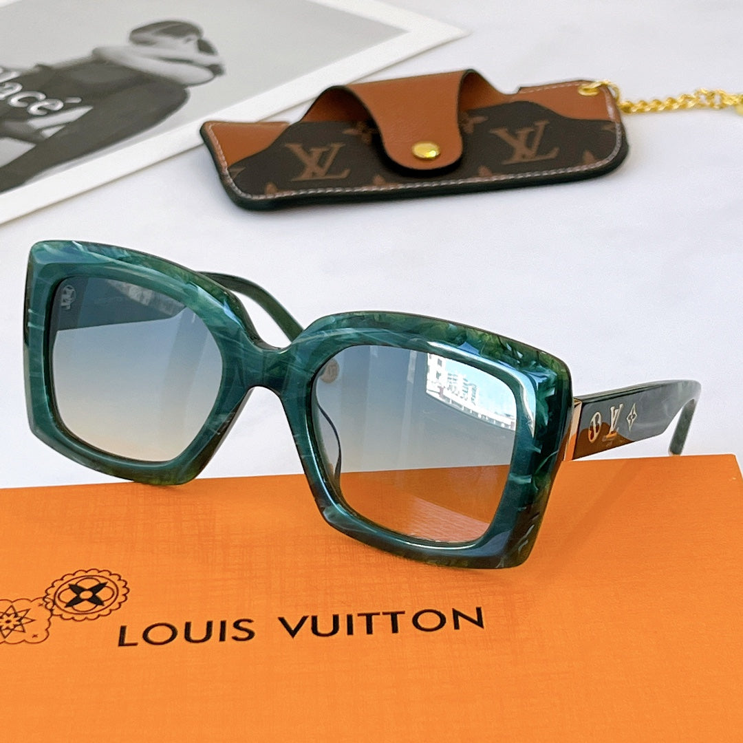 Louis Vuitton Sunglasses - DEEPREPS