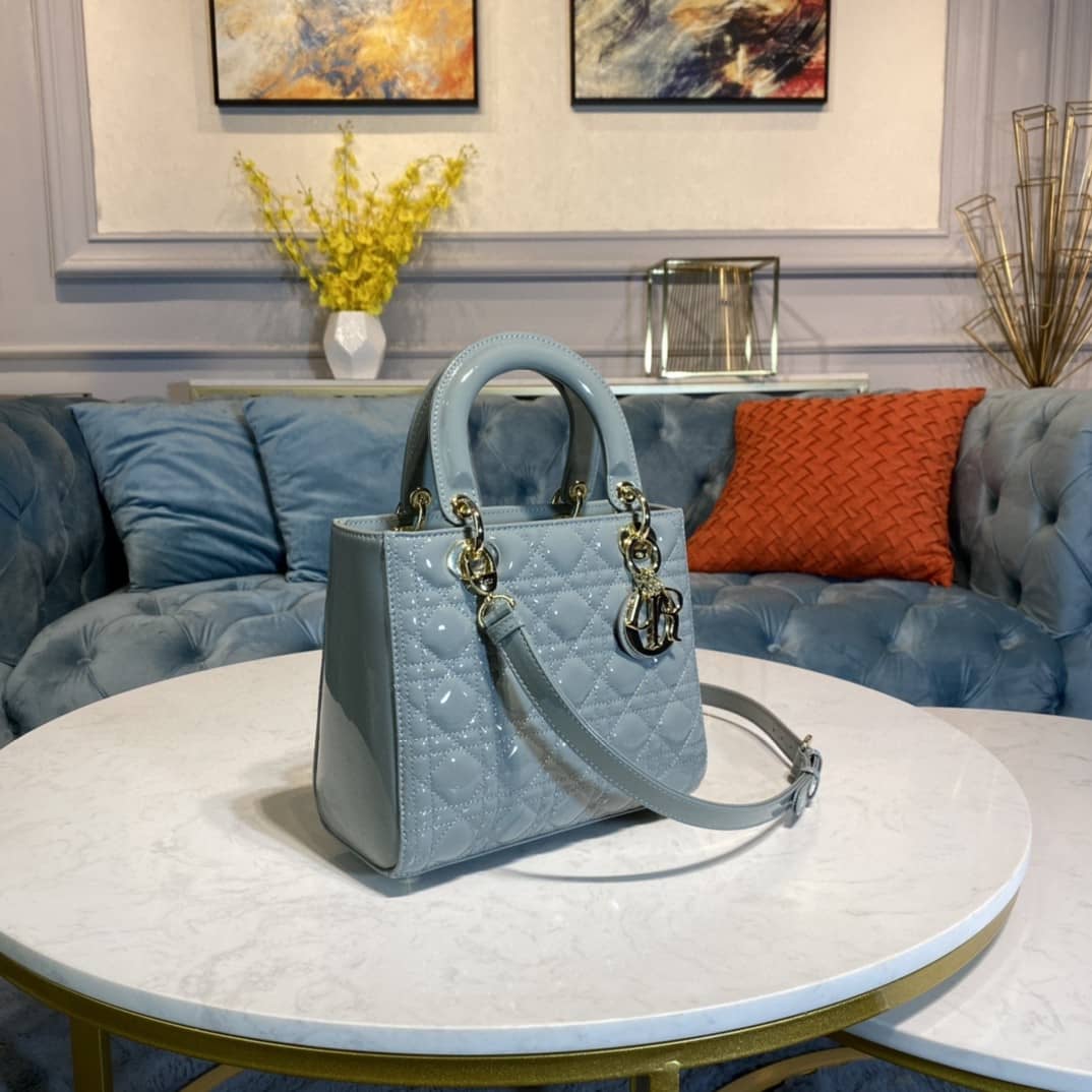 Christian Dior Lady Dior 24CM Replica Bag - DEEPREPS