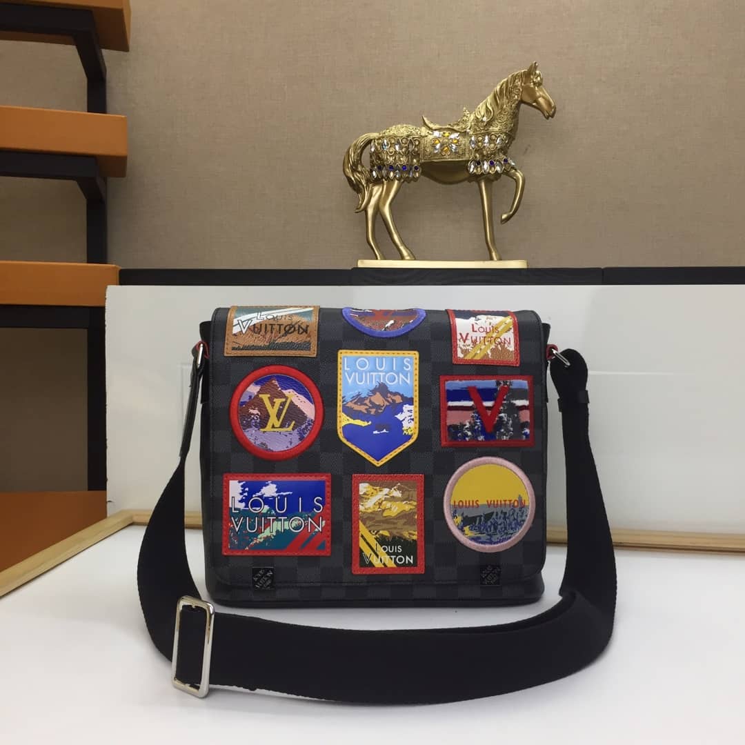 Louis Vuitton Damie Grafit Alps District PM Messenger Bag Replica N40040 - DEEPREPS